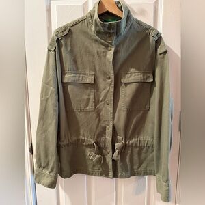 Dip Utility Jacket in Olive Green